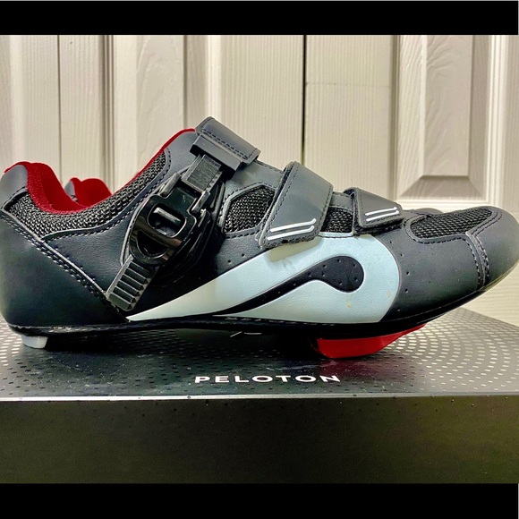 peloton mens shoes